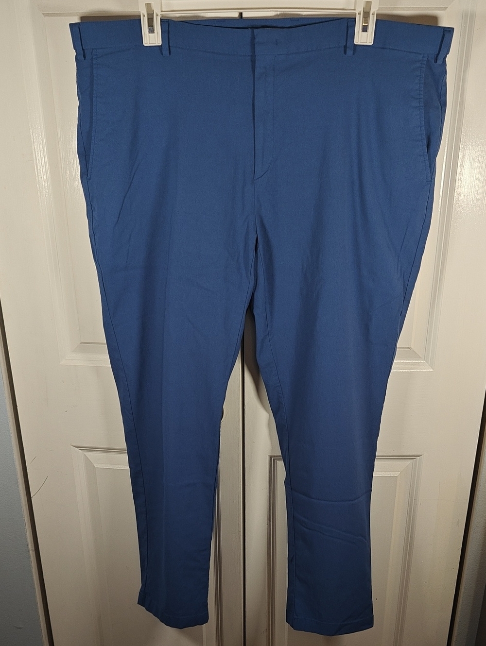 Jos. A. Bank Men's Blue Straight Leg Chino Pants Waist 46